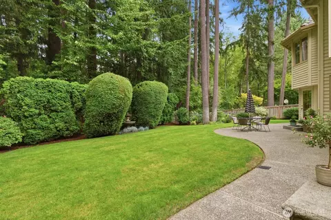 Exterior - 15416 28th Dr SE, Mill Creek, WA 98012 photo 4 of 7