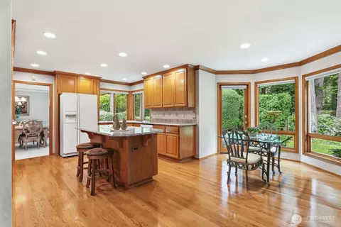 Kitchen - 15416 28th Dr SE, Mill Creek, WA 98012 photo 4 of 4