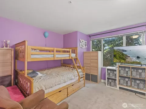 Bedroom - 11925 NE 162 Ln NE, Bothell, WA 98011 photo 3 of 4