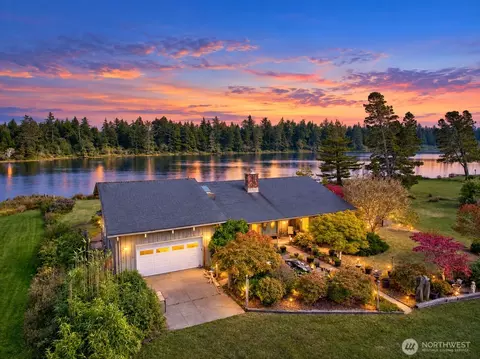 2210 177th Ln, Long Beach, WA 98631