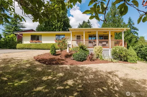 735 NW Firglade Dr, Bremerton, WA 98311