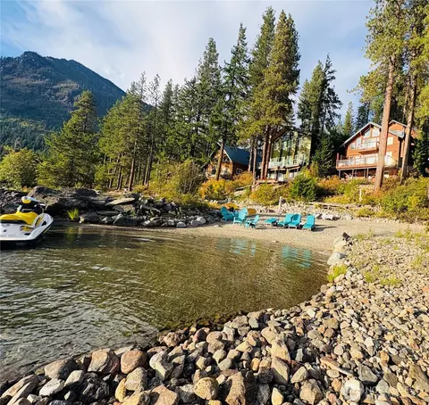 16985 N Shore Dr, Leavenworth, WA 98826
