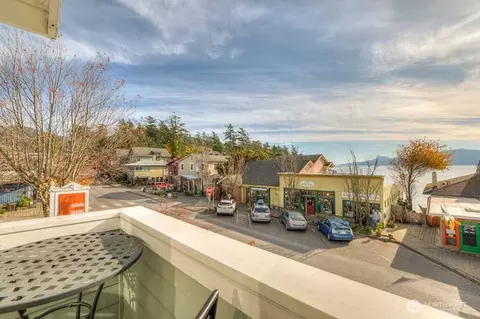 View/Area - 269 Main St, Eastsound, WA 98245 photo 1 of 5