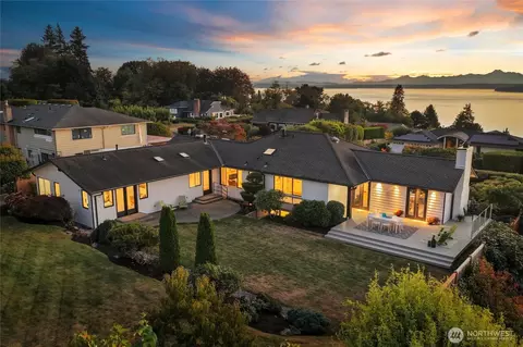 17730 14th Ave NW, Shoreline, WA 98177