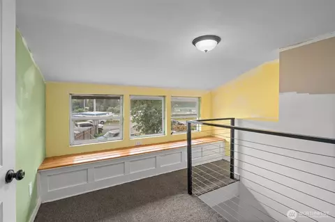 Entry Way - 13315 Valley Ave E, Sumner, WA 98390 photo 2 of 3