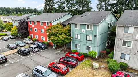 3322 I St NE #E203, Auburn, WA 98002