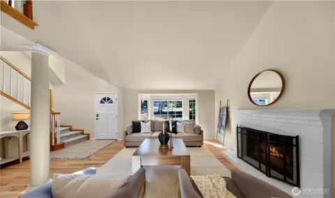 Living - 16617 3rd Dr SE, Bothell, WA 98012 photo 4 of 6