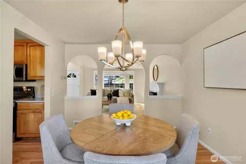 Dining - 16617 3rd Dr SE, Bothell, WA 98012 photo 2 of 5