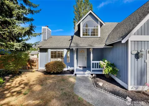 Exterior - 16617 3rd Dr SE, Bothell, WA 98012 photo 2 of 5
