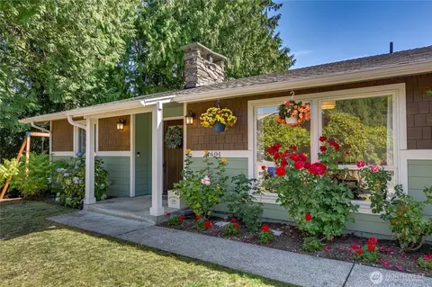 Exterior - 3601 Earl Ave, Everett, WA 98201 photo 2 of 13