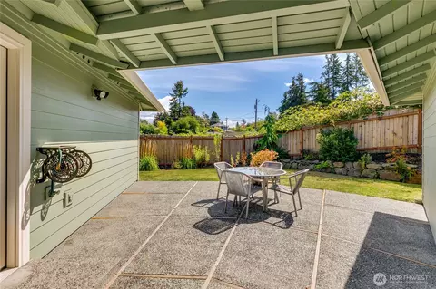 Exterior - 3601 Earl Ave, Everett, WA 98201 photo 5 of 13