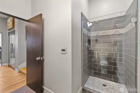 Bath - 170 Flying Cloud St, Sequim, WA 98382 photo 5 of 8