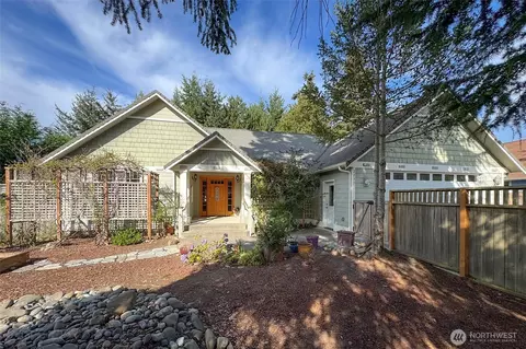 2239 W Sixteenth St, Port Angeles, WA 98363