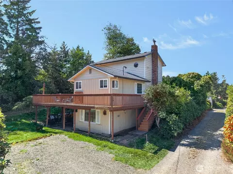 1208 228th Ln, Ocean Park, WA 98640