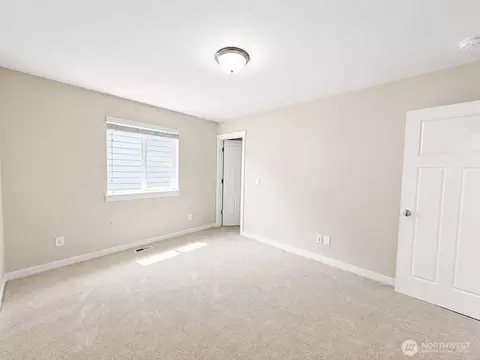 Bedroom - 17602 40th Dr SE, Bothell, WA 98012 photo 4 of 6
