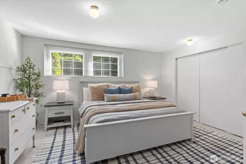 Bedroom - 9819 Cherry St, Edmonds, WA 98020 photo 4 of 4