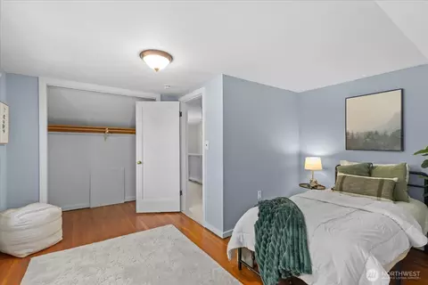 Bedroom - 9819 Cherry St, Edmonds, WA 98020 photo 2 of 4