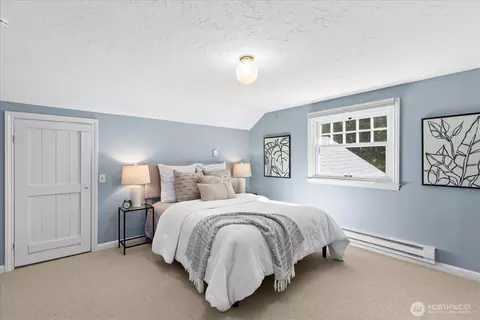 Bedroom - 9819 Cherry St, Edmonds, WA 98020 photo 3 of 4