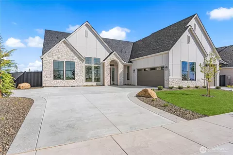 21028 149th St E #1491, Bonney Lake, WA 98391
