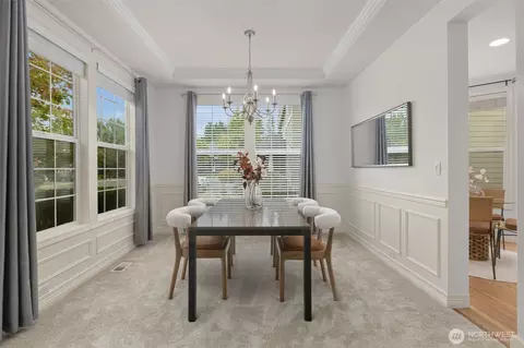 Dining - 18727 33rd Ave SE, Bothell, WA 98012 photo 1 of 3