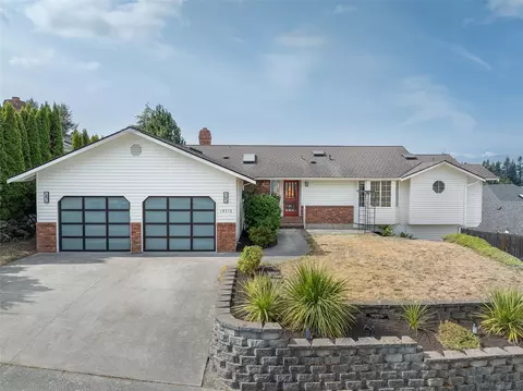 18316 68th Ave W, Lynnwood, WA 98037