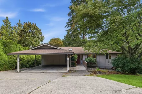 3322 102nd Ave NE, Bellevue, WA 98004