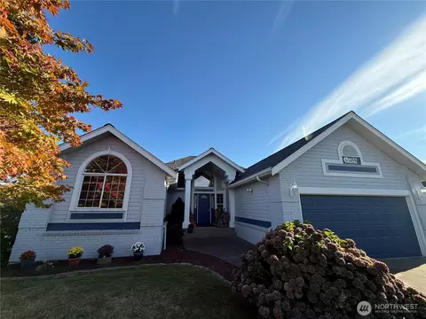 2557 Lakeridge Dr, Ferndale, WA 98248