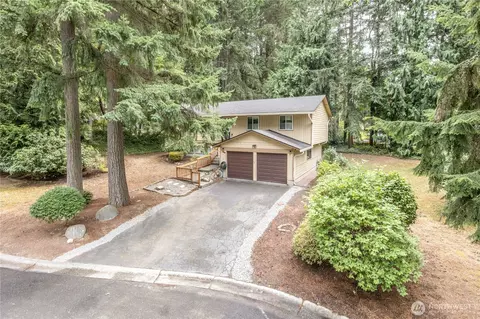 187 NW Bridle Ridge Pl, Bremerton, WA 98311