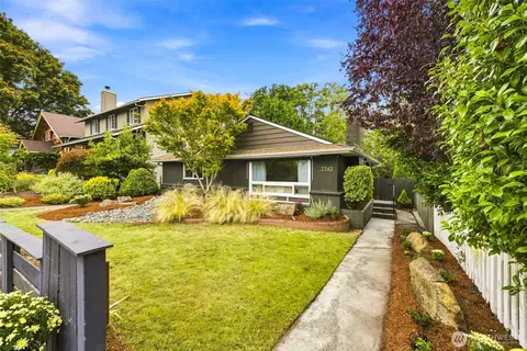7742 30th Ave SW, Seattle, WA 98126