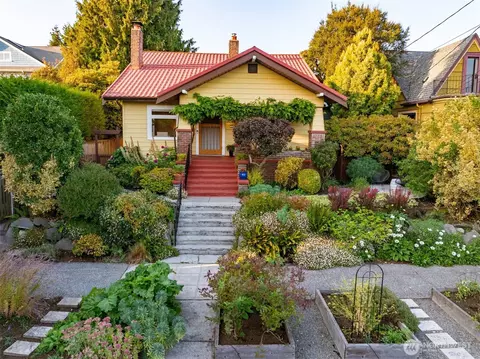 3234 NW 69th St, Seattle, WA 98117