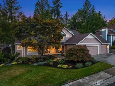 17210 NE 26th Ct, Redmond, WA 98052