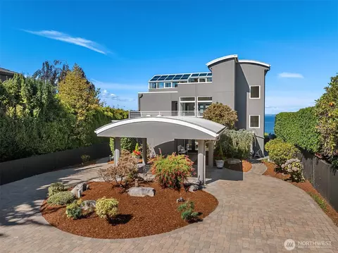 4544 W Sheridan St, Seattle, WA 98199