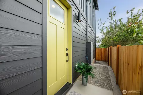 Other - 2018 Oakes Ave #C, Everett, WA 98201 photo 3 of 3
