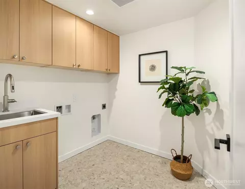 Other - 3405 E Pine St, Seattle, WA 98122 photo 6 of 9