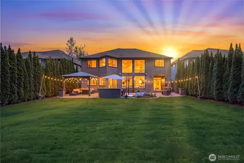 10711 Elliston Way NE, Redmond, WA 98053