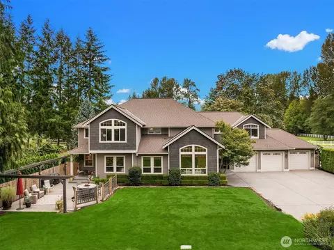 14738 Bear Creek Rd NE, Woodinville, WA 98077