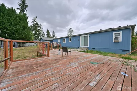 Exterior - 29708 7th Ave E, Roy, WA 98580 photo 7 of 12
