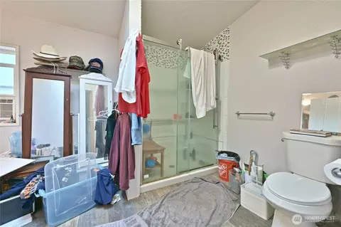 Bath - 29708 7th Ave E, Roy, WA 98580 photo 3 of 3