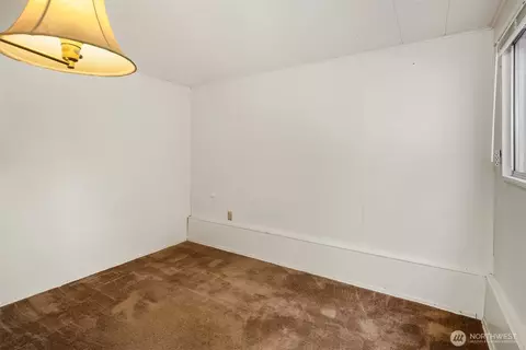 Bedroom - 8619 Maple Ln, Edmonds, WA 98026 photo 4 of 4
