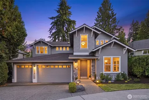 17025 NE 113th Ct, Redmond, WA 98052