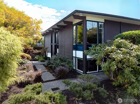 2383 NW 89th Pl, Seattle, WA 98117