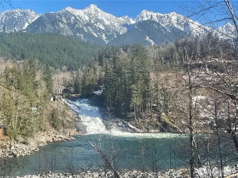 3 Mt Index River Rd, Gold Bar, WA 98251