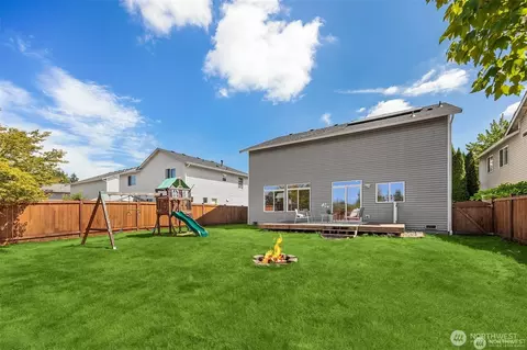 Exterior - 14210 50th Ave SE, Everett, WA 98208 photo 2 of 5