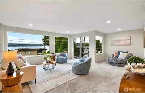 6205 NE 125th St, Kirkland, WA 98034