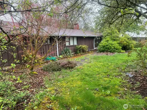 224 126th St E, Tacoma, WA 98445