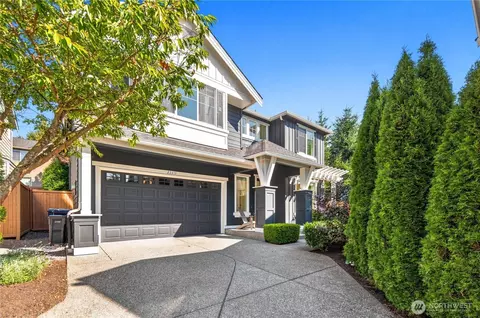 Exterior - 22611 38th Dr SE, Bothell, WA 98021 photo 3 of 10