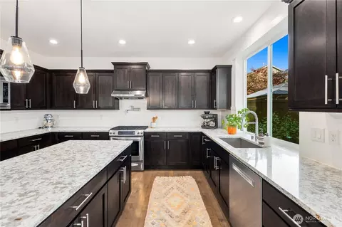 Kitchen - 22611 38th Dr SE, Bothell, WA 98021 photo 2 of 3