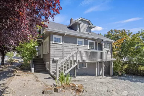 4812 Aurora Ave, Seattle, WA 98103