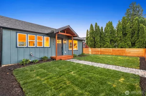 5817 56th Ave NE, Seattle, WA 98105