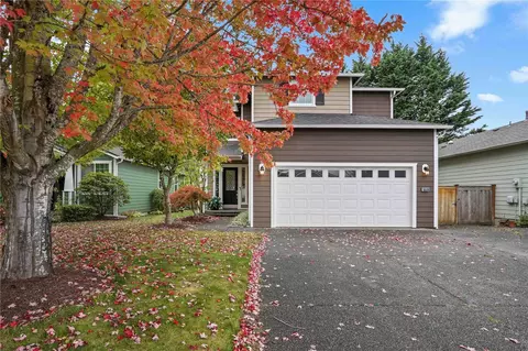 8806 177th St E, Puyallup, WA 98375